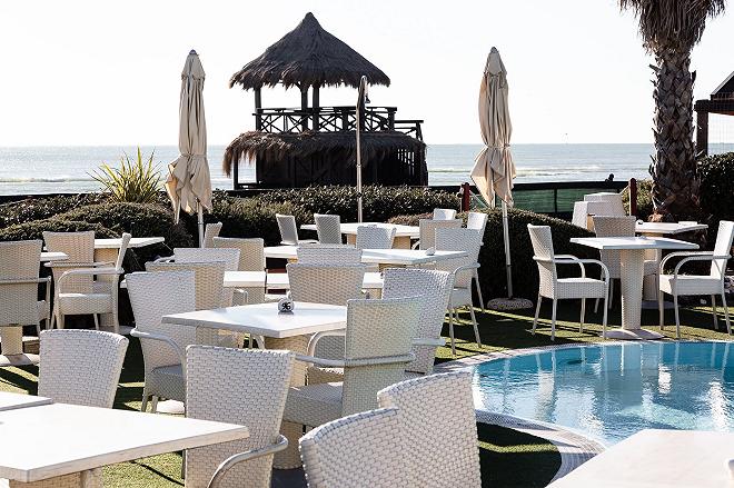 Salus Beach Restaurant
