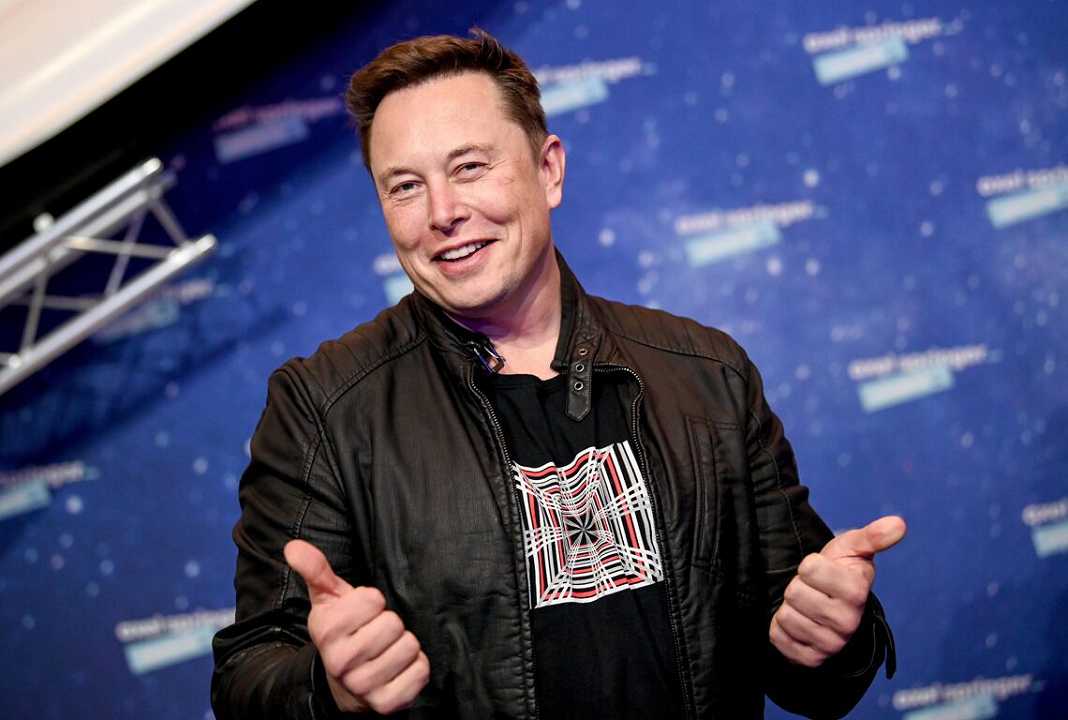 Elon Musk aprirà un ristorante Tesla aperto 24 ore su 24 a Hollywood?