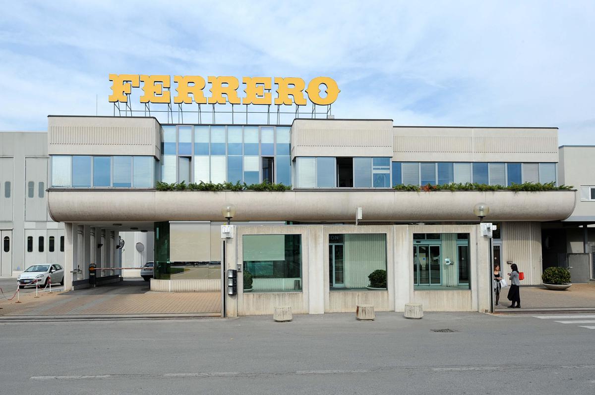 Ferrero salmonella nei Kinder chiuso lo stabilimento belga di Arlon