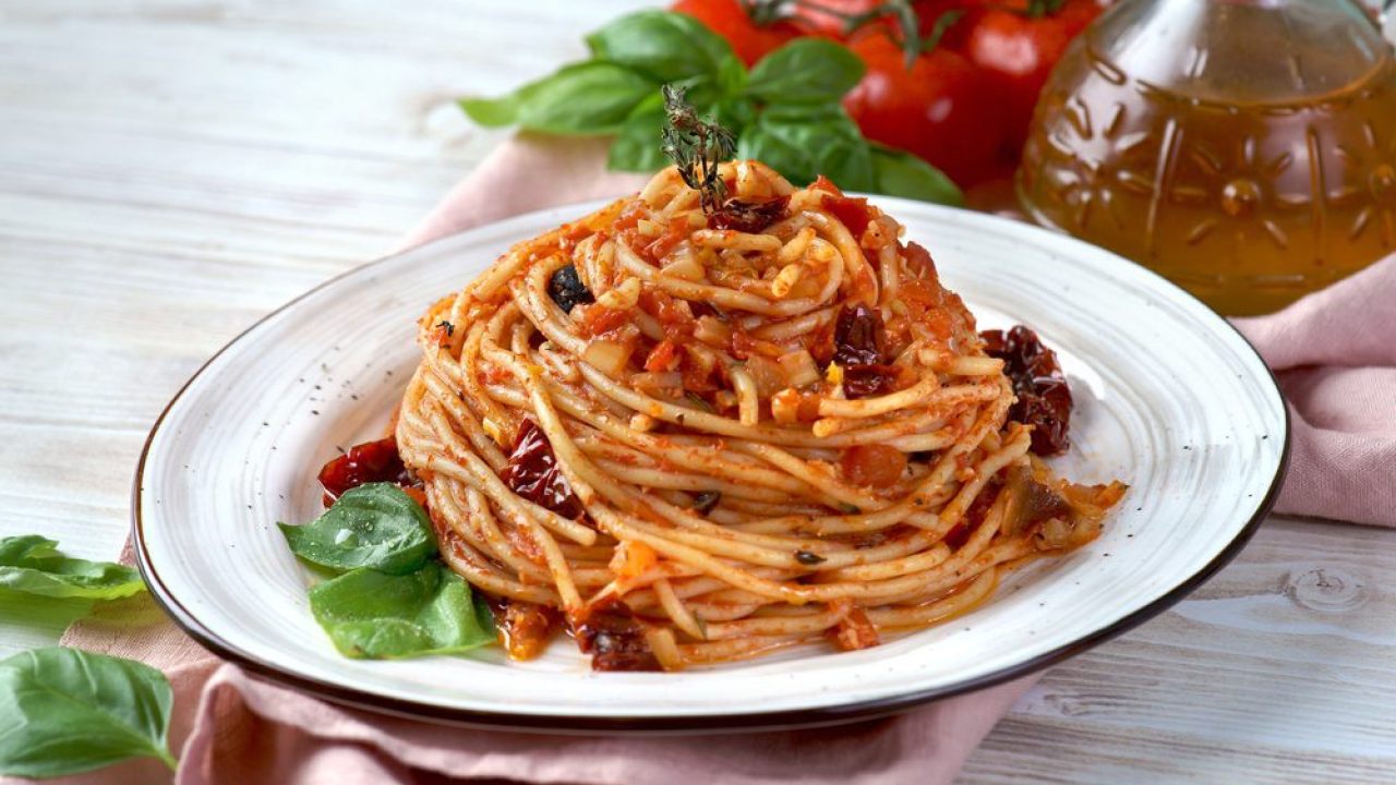 Pasta Con Pomodori Secchi Alla Siciliana