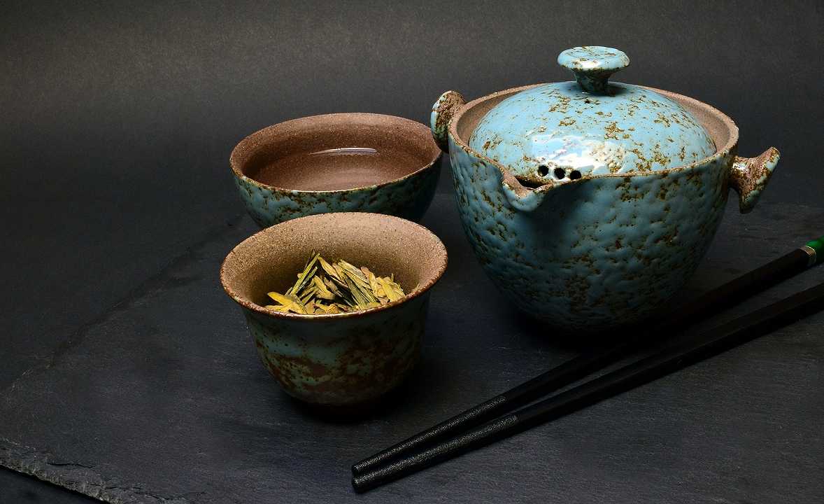 Cina: cosa ha di speciale il raro tè che costa 184.615 dollari al chilo