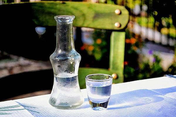 Vodka Savio di Chatillon sequestrata per falsa indicazione d’origine: problema di etichettatura?