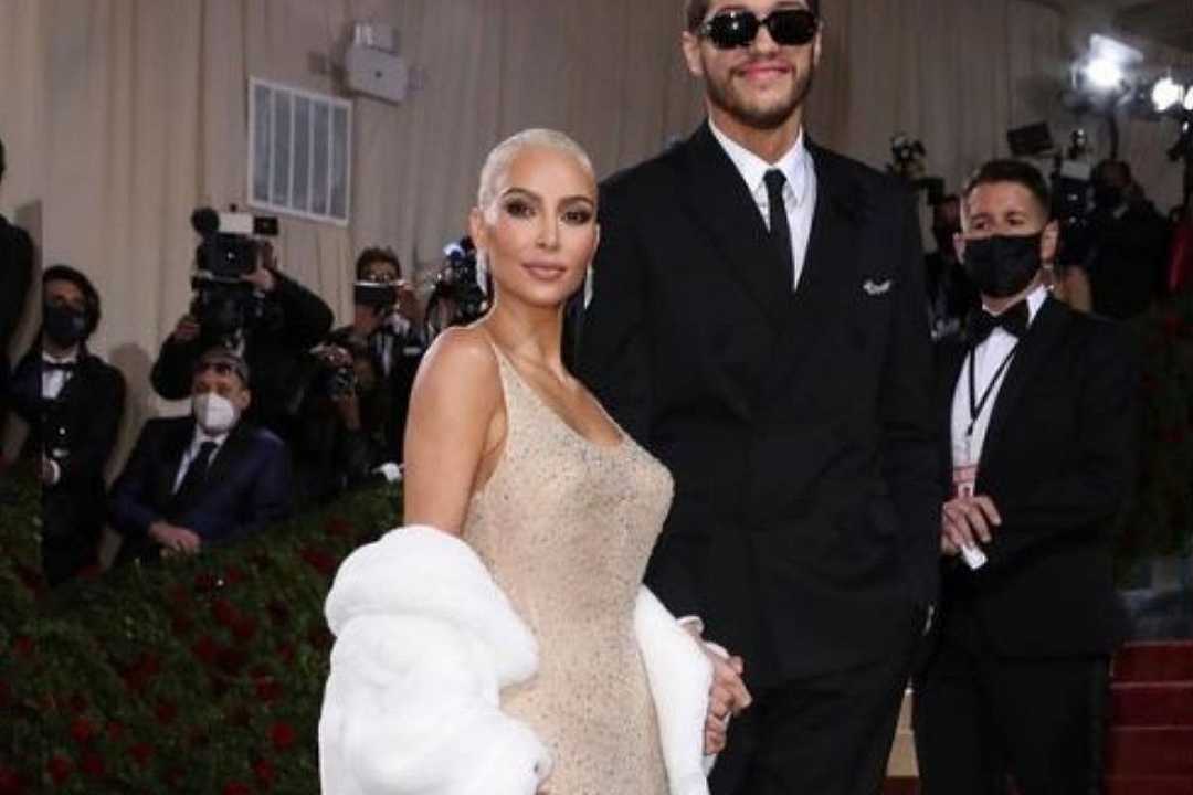 Kim Kardashian protesta: è entrata nel vestito di Marilyn grazie a una dieta sana