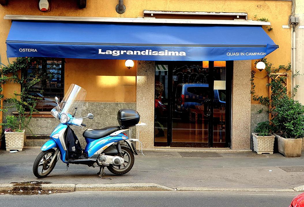 Lagrandissima, Milano