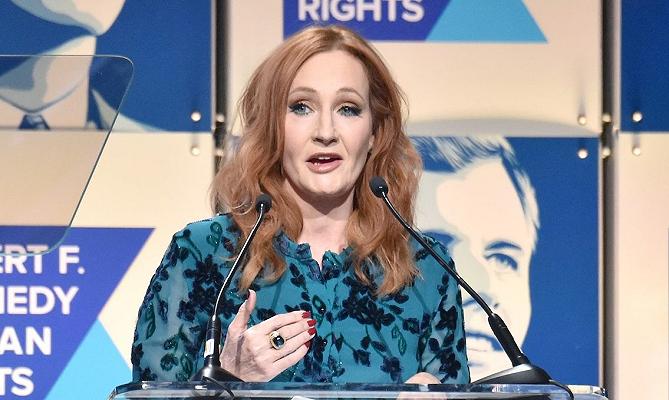 UK: ristorante vandalizzato dopo aver organizzato una raccolta fondi con JK Rowling