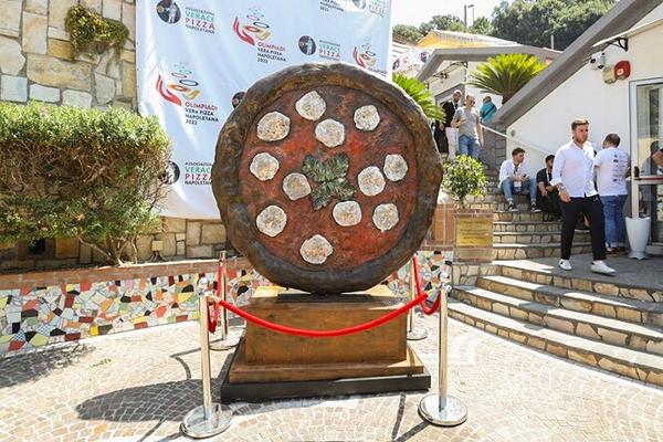 Napoli, sono cominciate le Olimpiadi della Vera Pizza Napoletana