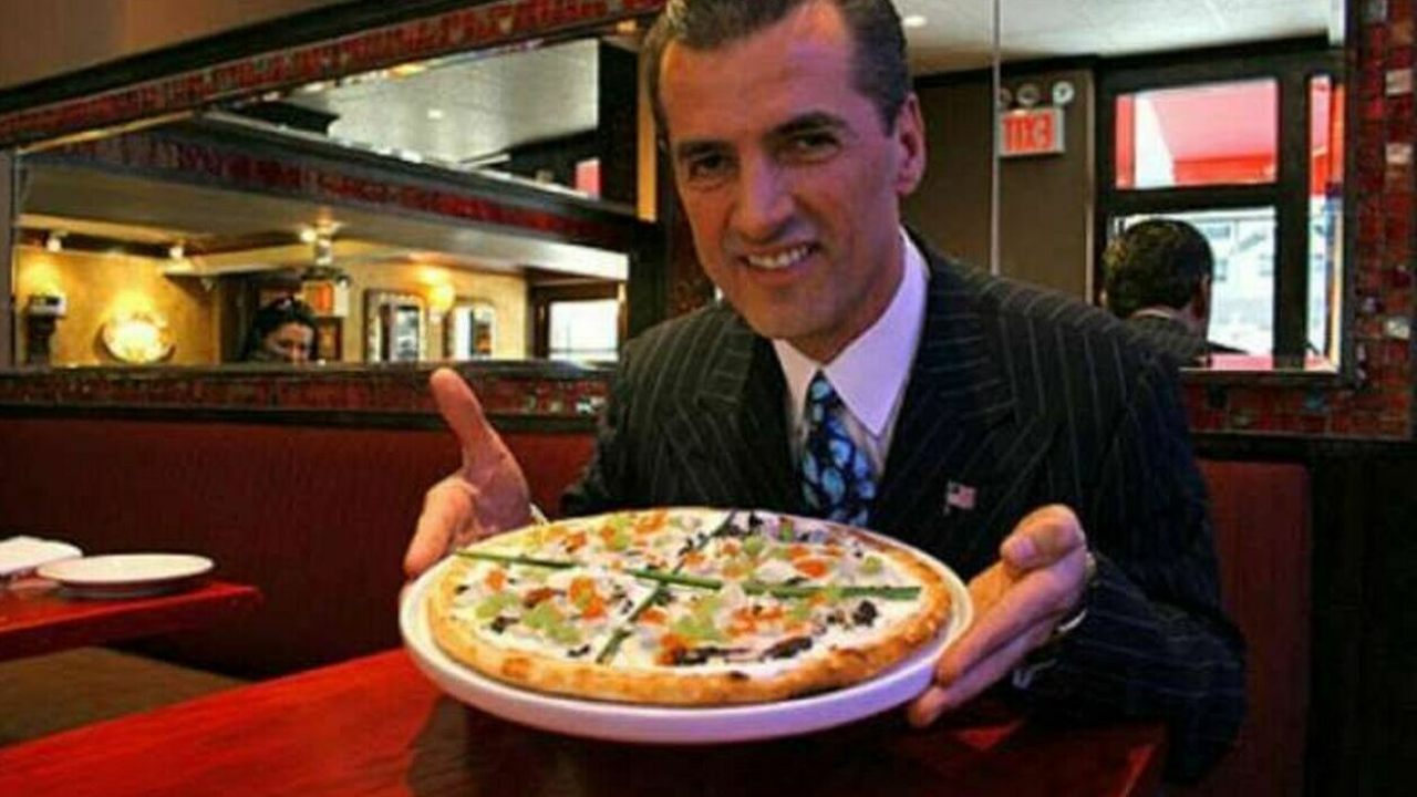 Pizza, Renato Viola risponde a Flavio Briatore "La mia costa 8300 euro"