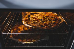 pizza nel forno