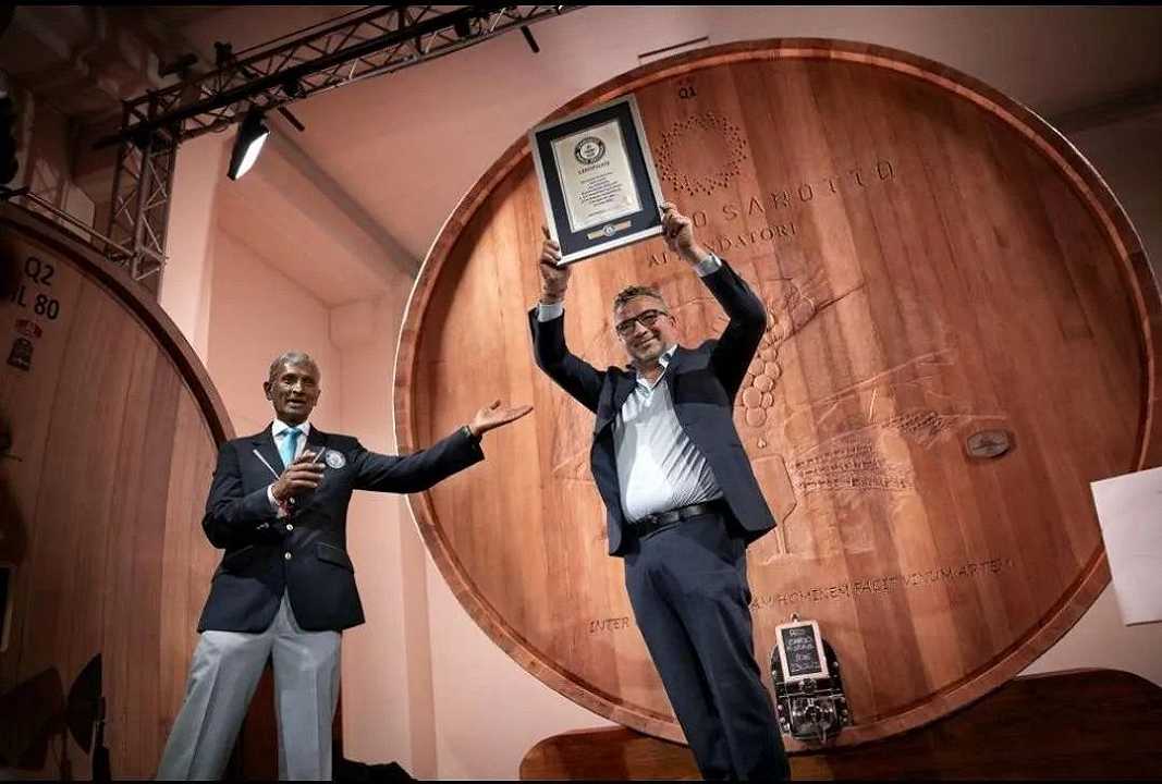 Vino: la botte più grande del mondo è nelle Langhe, parola di Guinness World Records