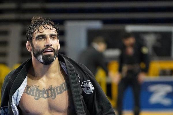 Brasile: campione di Jiu-jitsu ucciso da un poliziotto in un bar, scoppiano le rivolte