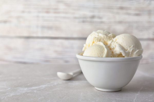 gelato allo yogurt in coppa