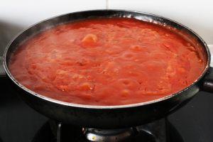 salsa pomodoro in cottura