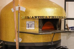Antica Pizzeria Da Michele Torino1