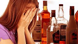 Chi beve tanti alcolici ne regge di più? Uno studio dice di no