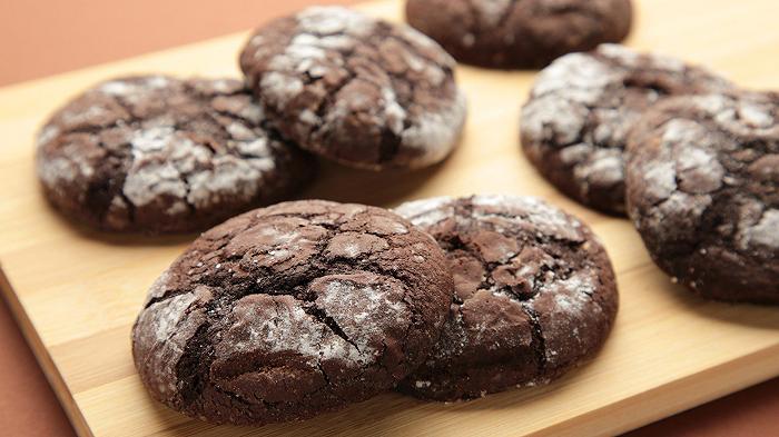 Biscotti al cacao in padella, una ricetta che risparmia energia