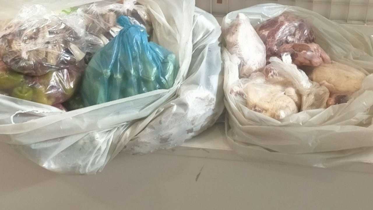 Olbia, sequestrati 80 chili di cibo alla Dogana: buona parte era in stato di decomposizione