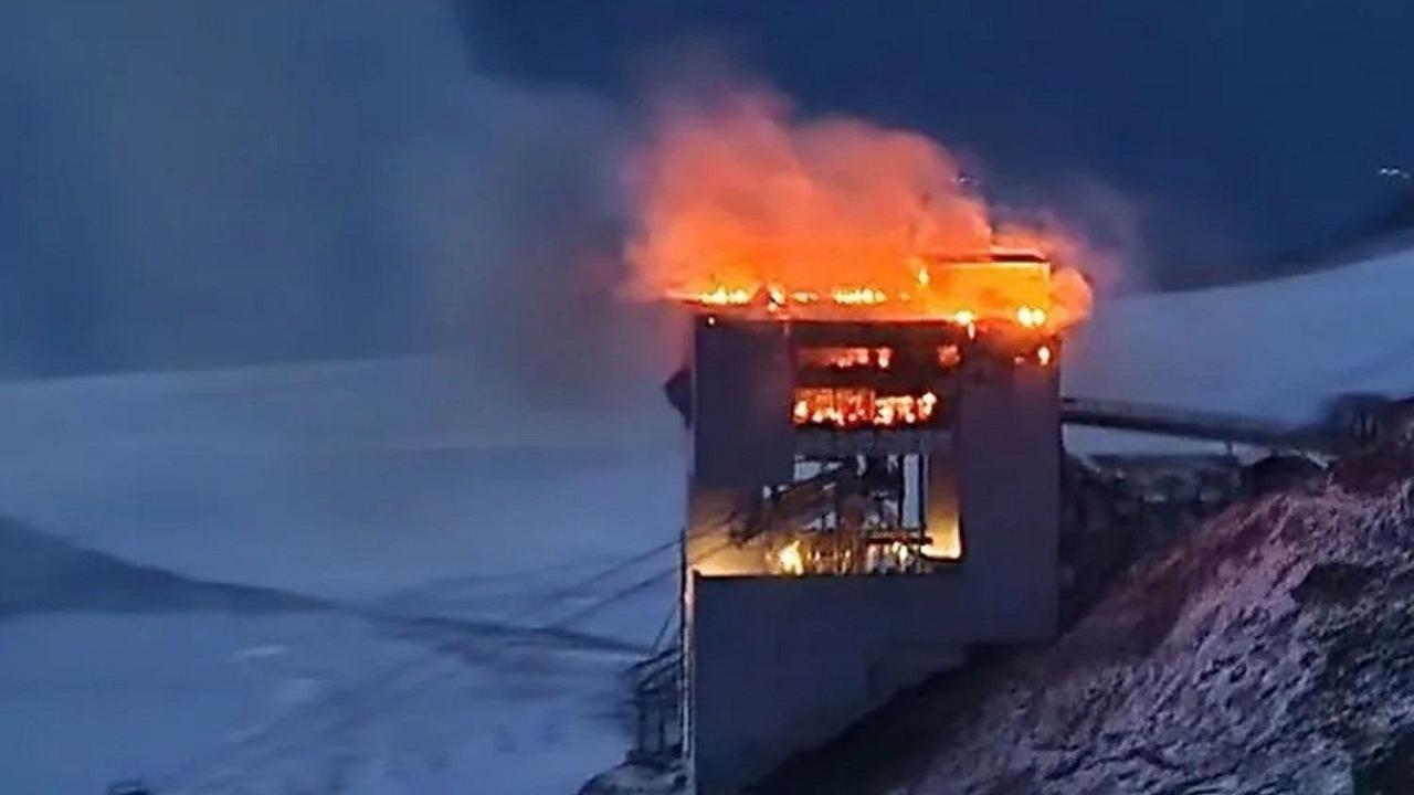 Svizzera; scoppia un incendio nel ristorante Botta, in cima alle Alpi