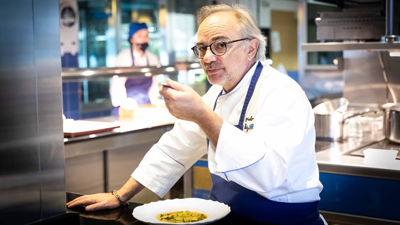 Chef Marco Sacco non lascerà il ristorante stellato Piano35 di Torino