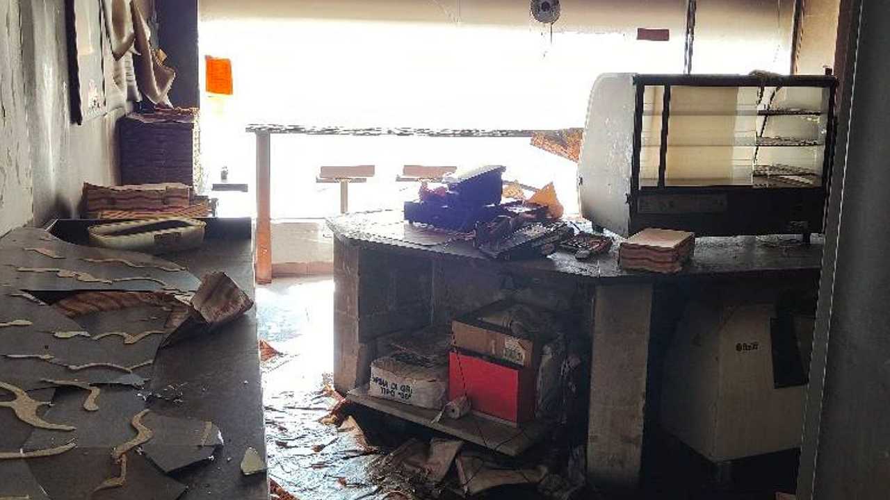 Cesano Maderno, incendio distrugge la pizzeria di un ex concorrente del Grande Fratello