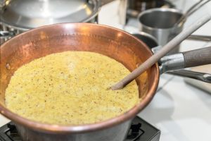 polenta-taragna-in-cottura