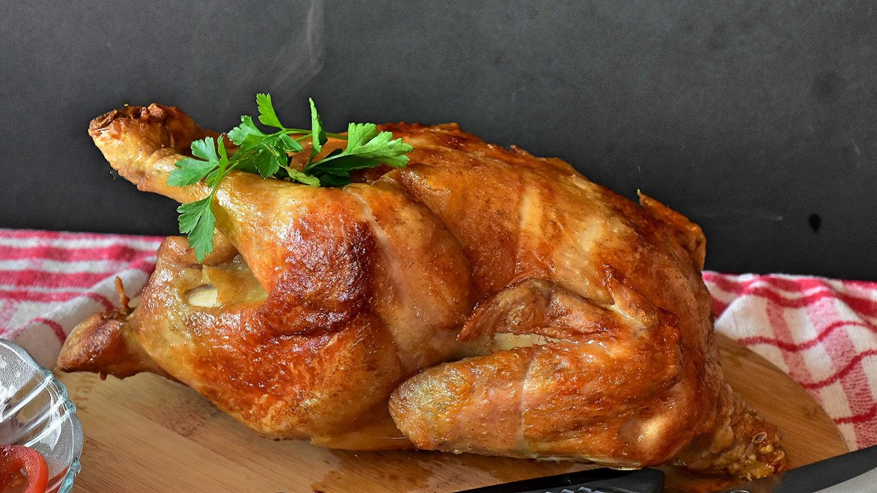 USA: pollo cotto nello sciroppo anti raffreddore? L’FDA mette in guardia dalla challenge su TikTok
