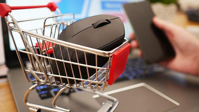 Spesa online, le vendite di cibo crescono ancora (+17%): “Il Covid è stato un salto nel futuro”
