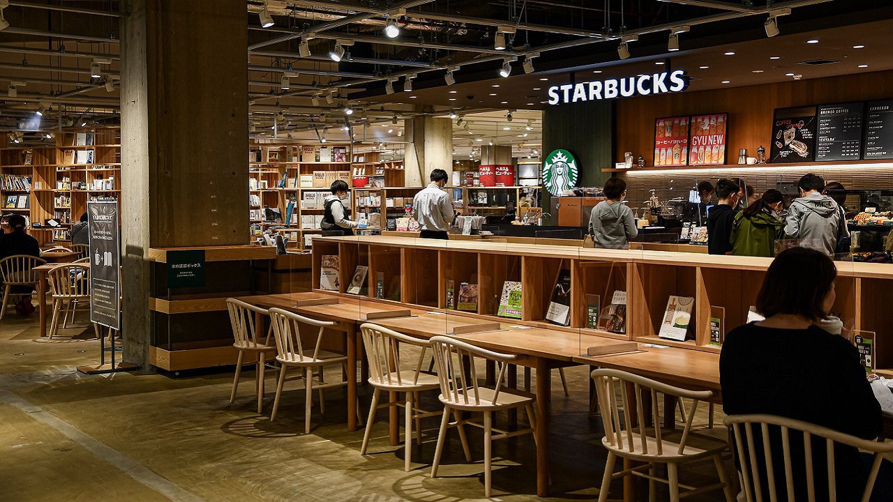 Starbucks apre il negozio numero 6.000 in Cina