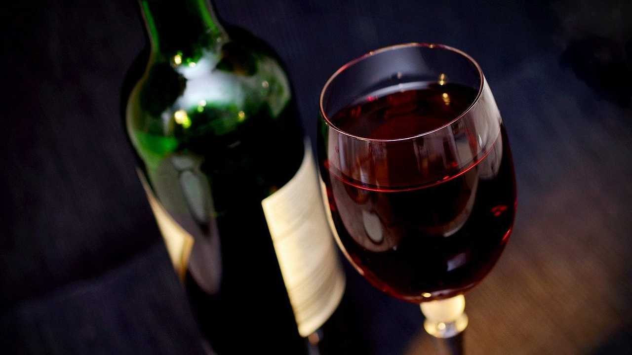 Ristorazione, ripresa nel mercato del vino: crescono le vendite “Ultra Premium” (+32,7%)