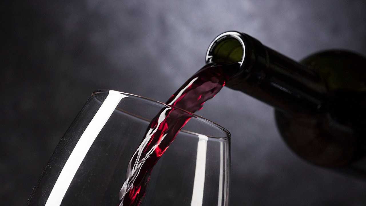 Vino: secondo uno studio un consumo moderato potrebbe ridurre il rischio di ictus