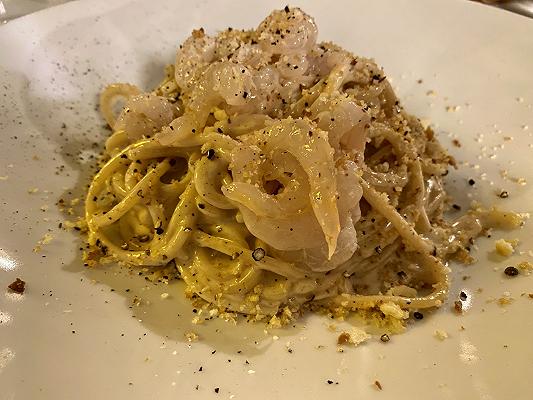 ristorante La Piazzetta , Bologna - cacio e pepe