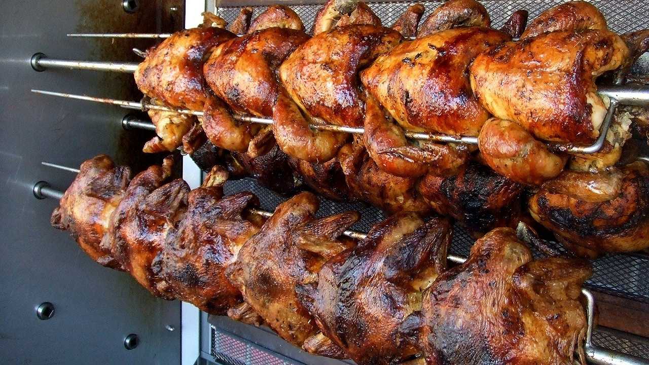Pollo arrosto, il 74% degli italiani lo mangia almeno una volta al mese