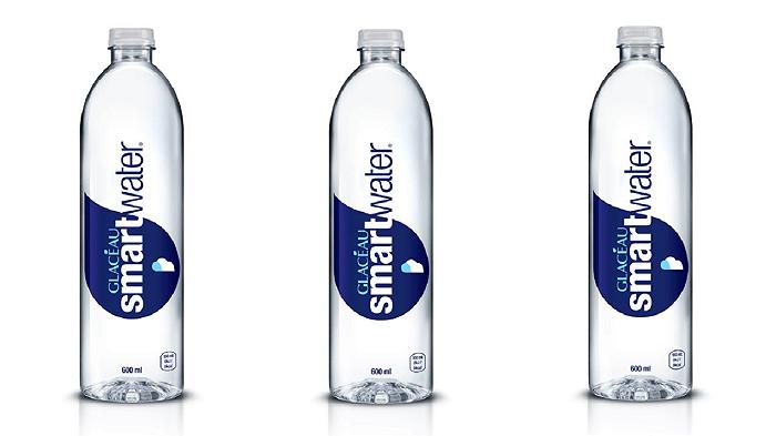 Coca Cola: in Cina spopola Smartwater, la sua acqua in bottiglia di fascia alta