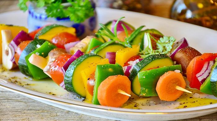 Dieta a base vegetale contro la guerra in Ucraina: secondo uno studio è la risposta all’insicurezza alimentare