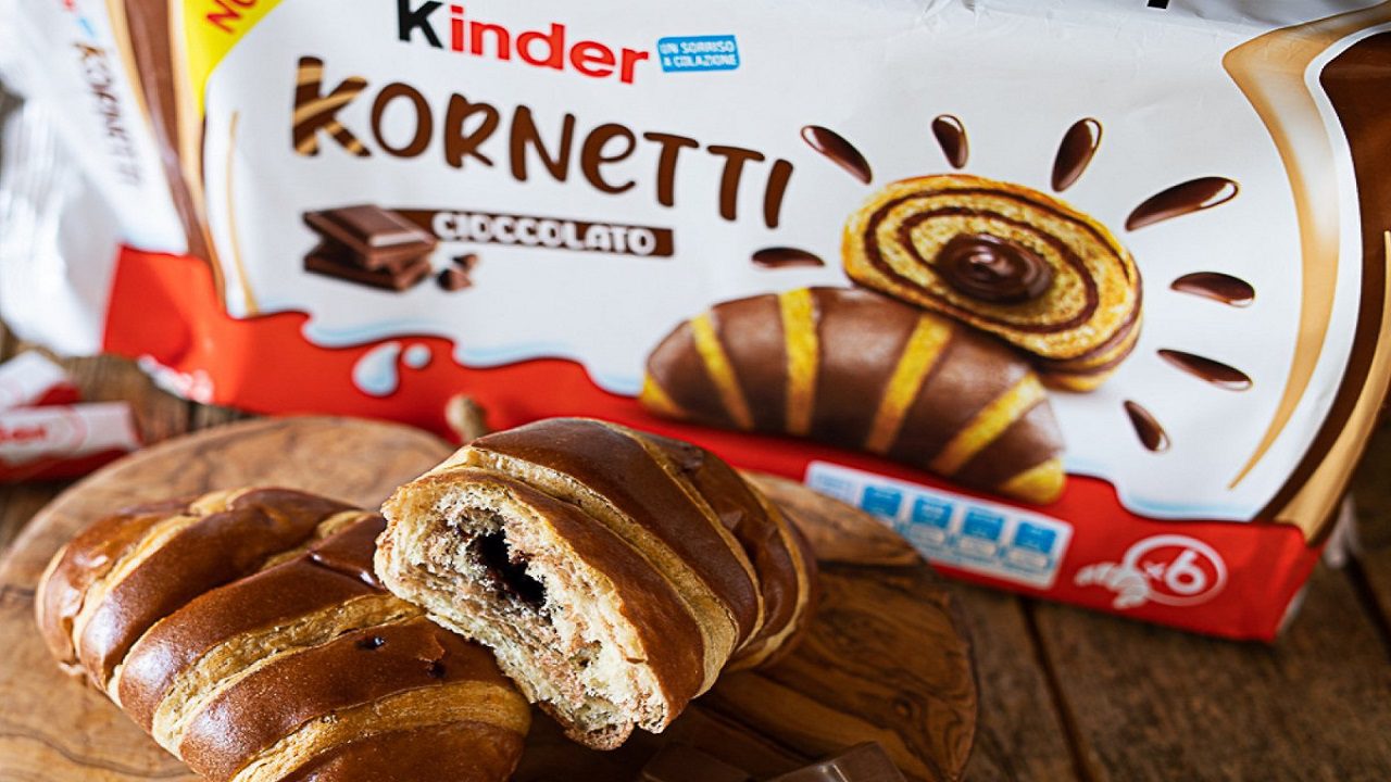 Ferrero lancia i Kinder Kornetti al cioccolato