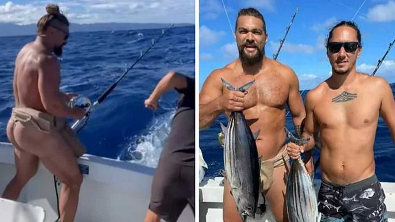 Jason Momoa si improvvisa pescatore, ma lo fa col fondoschiena nudo