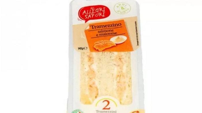 Listeriosi, trovate tracce del batterio anche nei tramezzini al salmone di Allegri Sapori