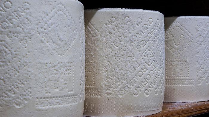 Pecorino Romano, il prezzo vola oltre i 13 euro al chilo: è record