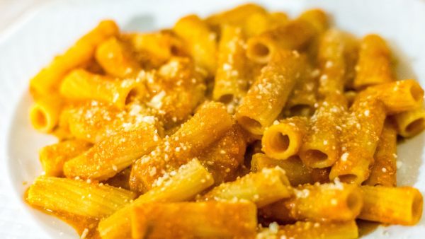 piatto di rigatoni con la pajata