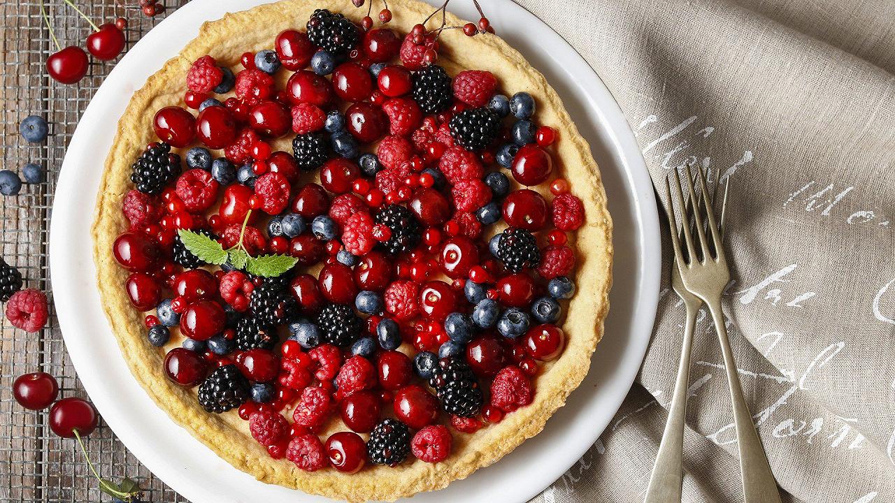 Crostata ai frutti di bosco, tre preparazioni diverse per un risultato da professionisti