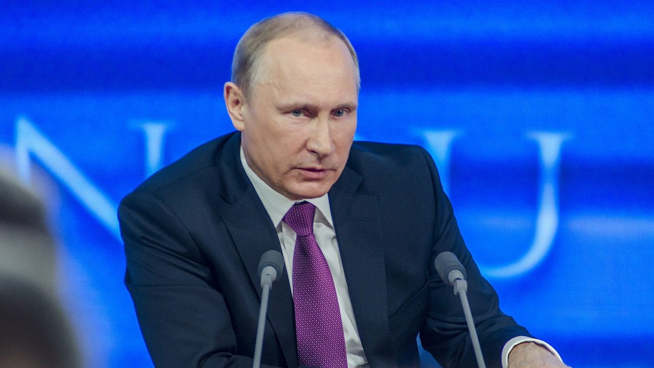 Vladimir Putin preoccupato: circola troppa vodka fra i suoi collaboratori