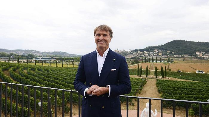 Vino, lo stilista Brunello Cucinelli si prepara a presentare la sua etichetta