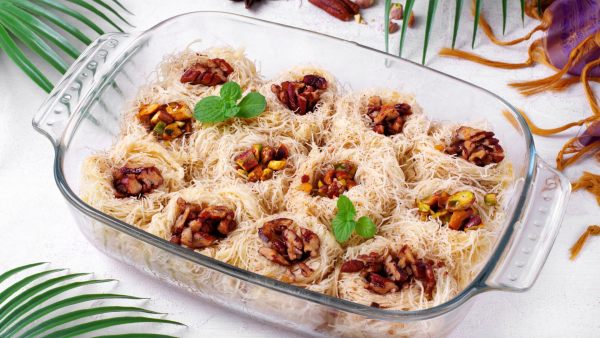 ricetta di kataifi in una pirofila