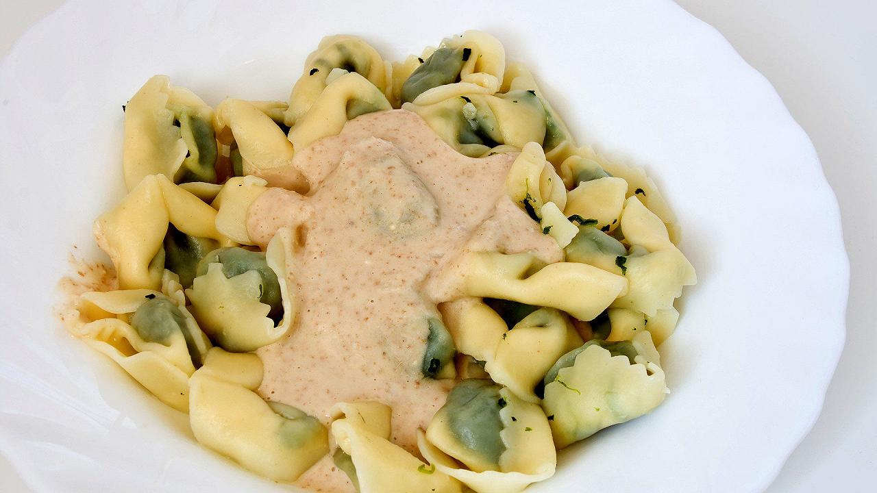 Pansoti al sugo di noci, la ricetta del primo piatto genovese dei giorni di magro