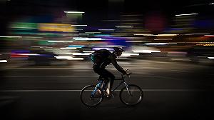 Un rider ha vinto il più importante premio letterario cinese con gli appunti presi tra una consegna e l’altra