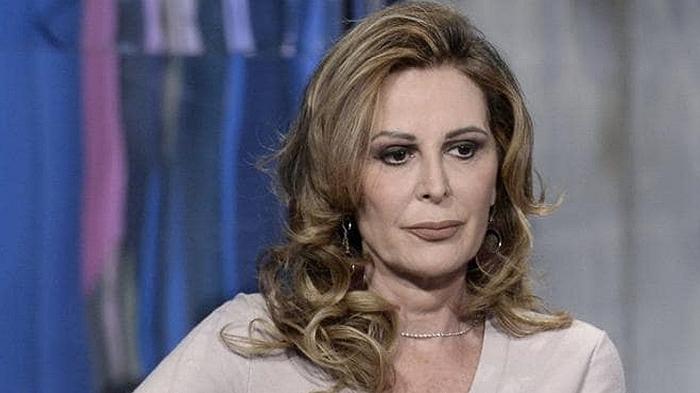 Daniela Santanché in difesa dell’italianità degli spaghetti sulle spiagge italiane (ma non al Twiga)