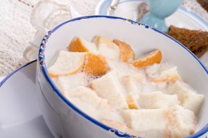 pane ammollato nel latte