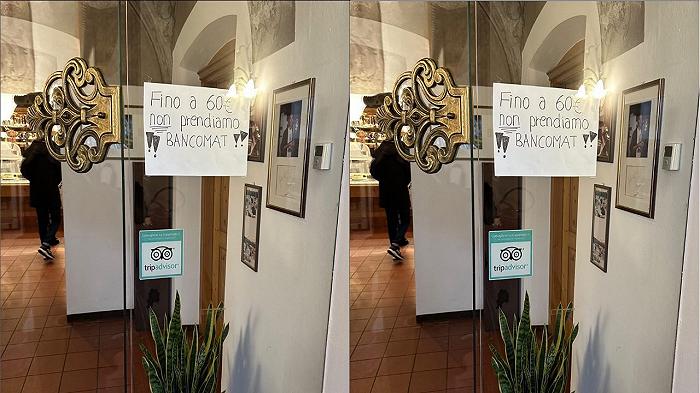 Pasticceria di Bressanone: “Niente bancomat sotto i 60 euro”, lo scatto diventa virale