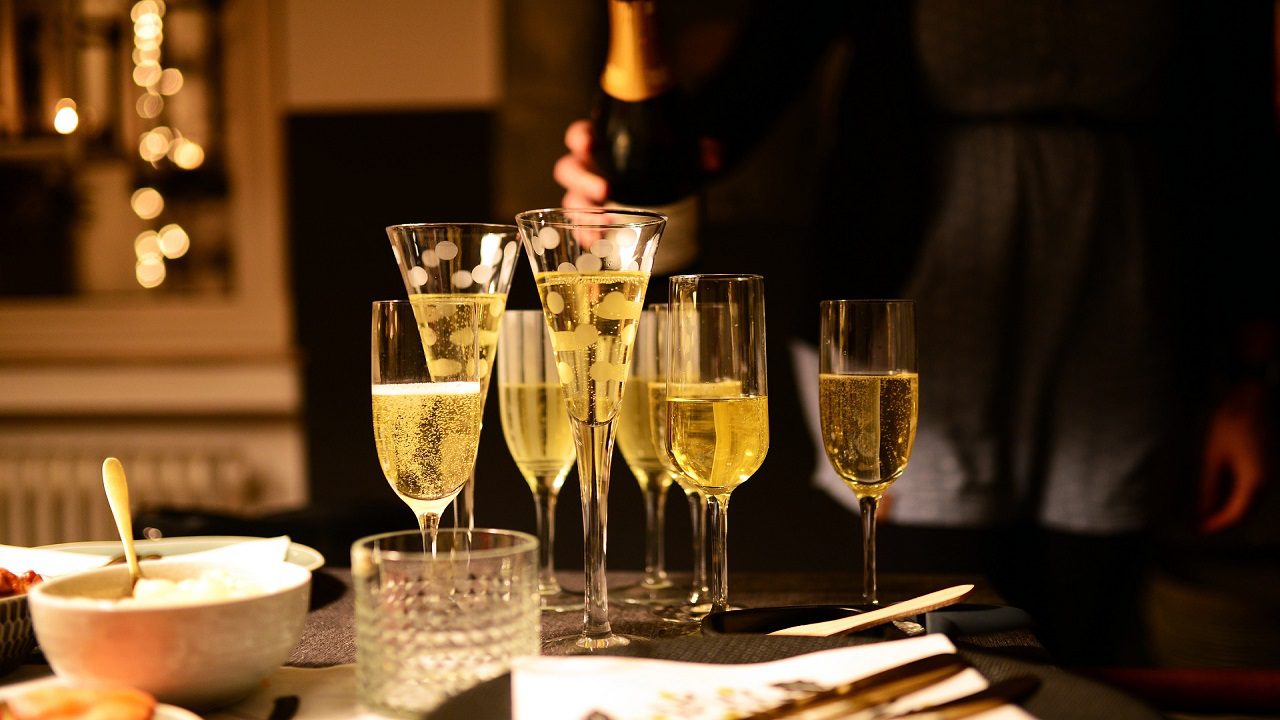 Champagne: aumentano le esportazioni, ma i produttori temono carenze per San Valentino