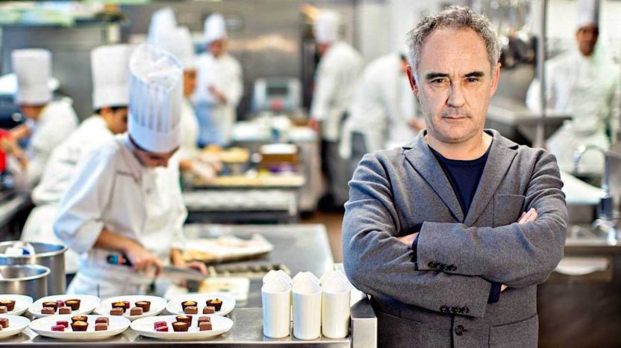 Ferran Adrià rifiuta l’offerta del Real Madrid: “Il calcio e il Barcellona sono sacri”
