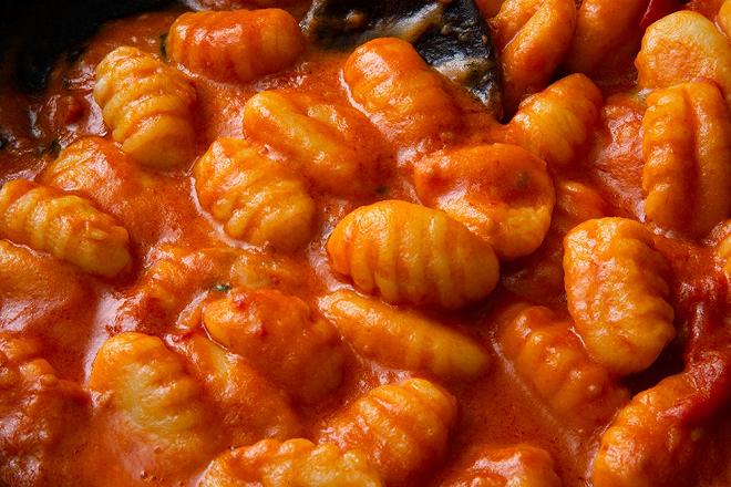 gnocchi di patate conditi con il pomodoro